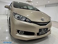 Toyota Wish 1.8 CVT 2016 Beige Push Start Revcam
